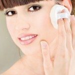 Dermatite seborroica al viso: come identificarla e trattarla 